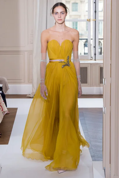 Look 26